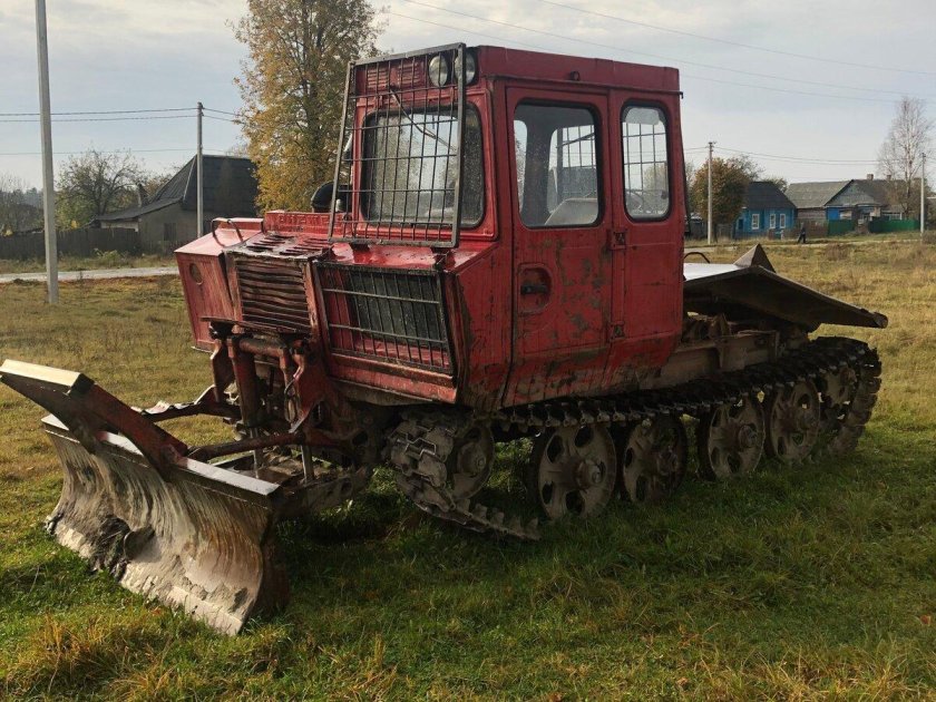 ТЛТ 100 трактор