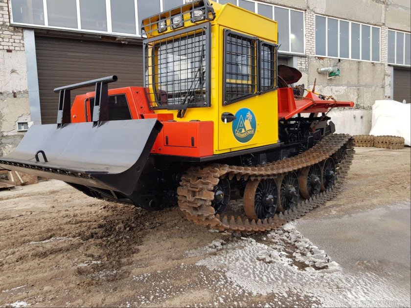 ТЛ-4 трактор