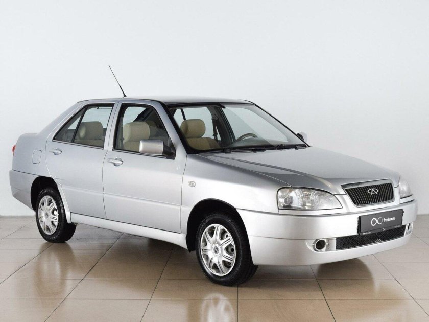 Машина Chery Amulet a15