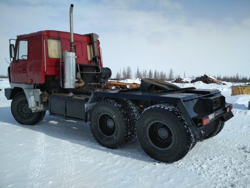 Татра т815 тягач