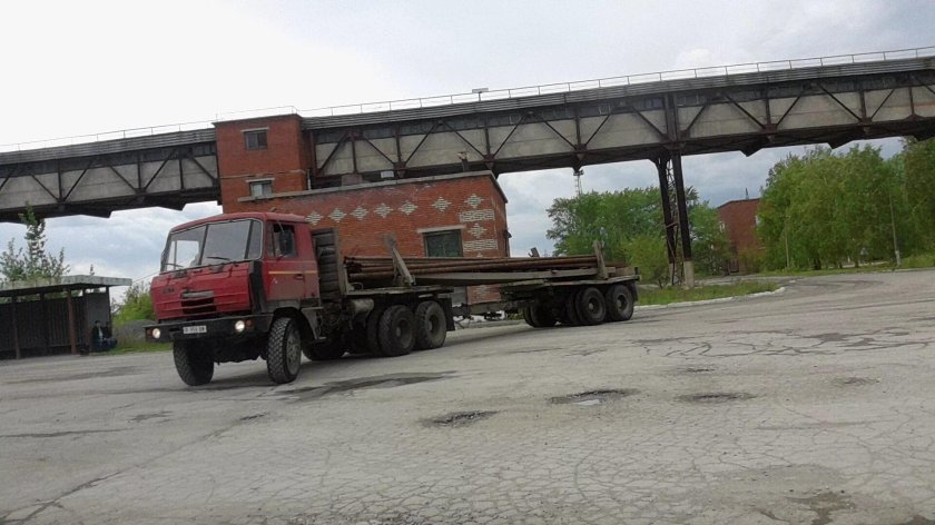 Tatra 815 седельный тягач