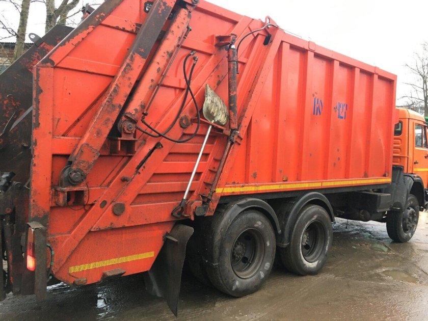 Мусоровоз КАМАЗ ко 427