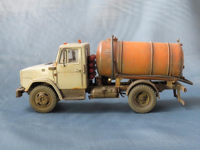 ЗИЛ 4333 ко 520