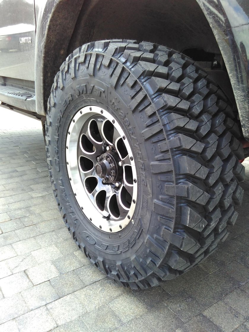 АТ резина на УАЗ Патриот r16