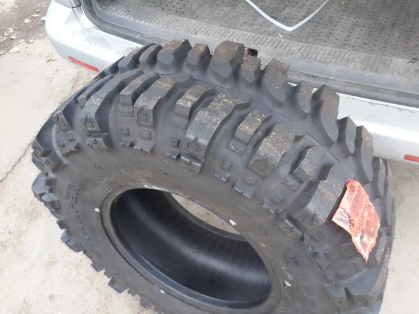 Грязевая резина на 16 на УАЗ