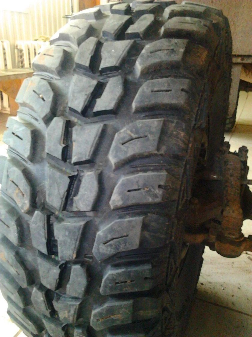 Шины на УАЗ грязевые на 16