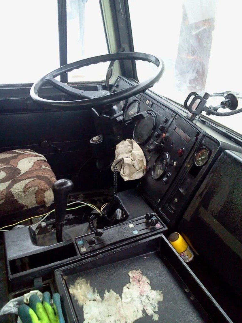 МАЗ 5336 салон