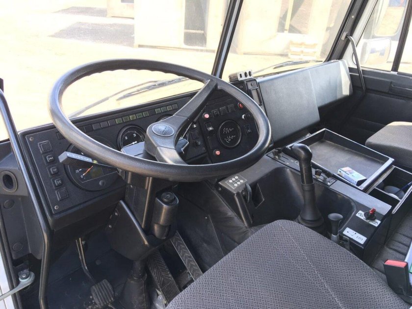 МАЗ 6317 бортовой