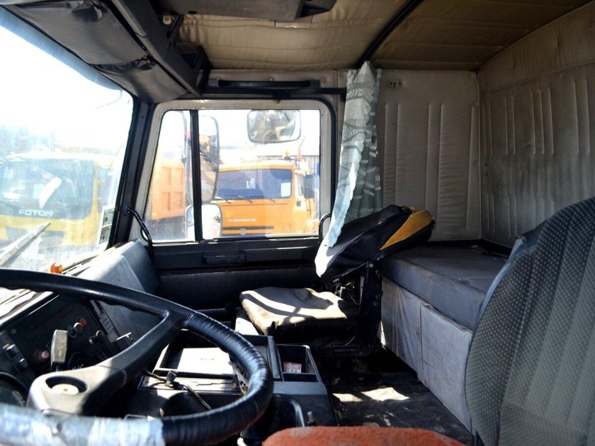 МАЗ 5432 салон кабины