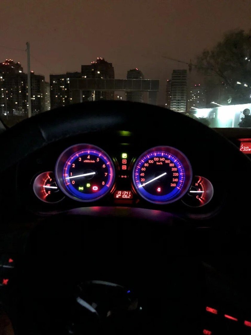 Mazda 6 gg панель приборов ночью