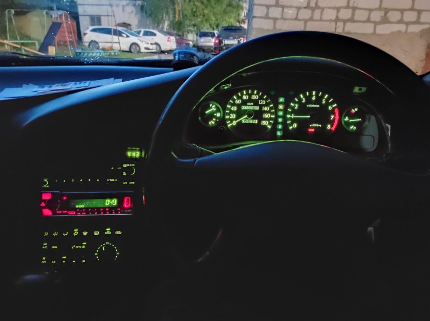 Тойота Карина ед приборная панель