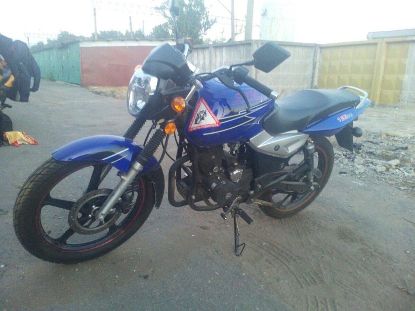 Cobra Crossfire 125 с круглой фарой