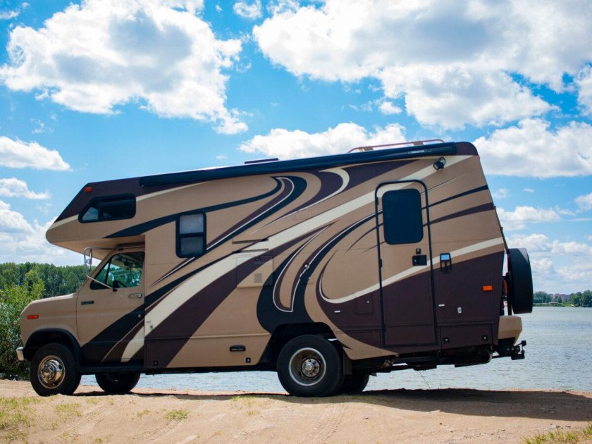 Интегрированный Ford f-53, 2007