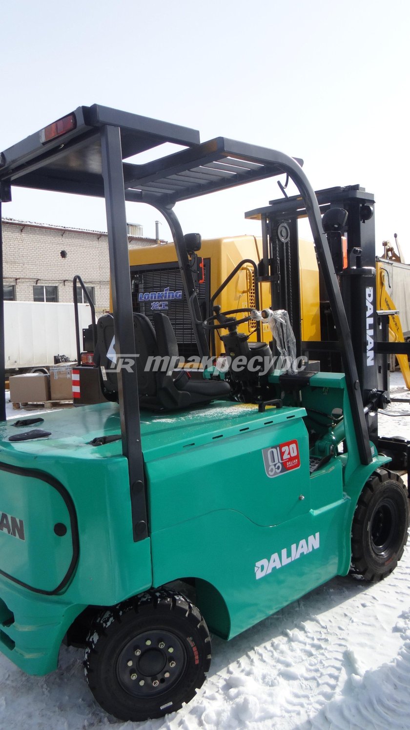 Вилочный погрузчик Dalian CPD 20