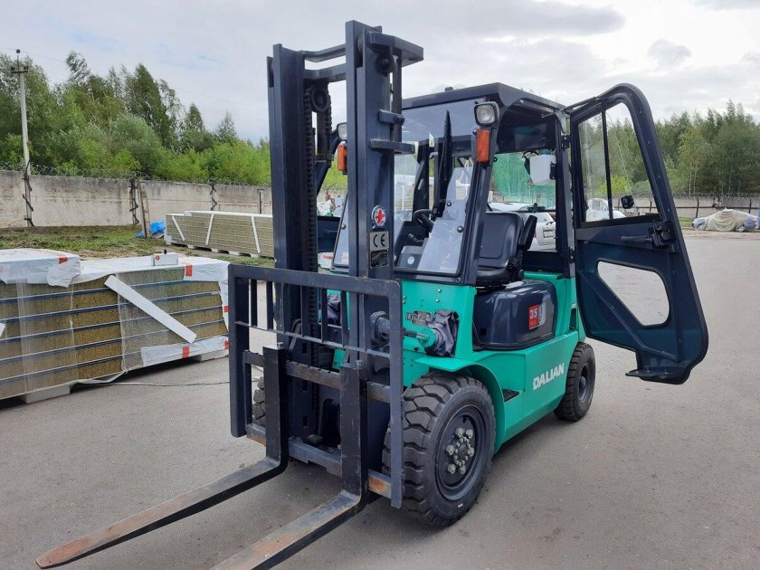 Вилочный погрузчик xpd18m250