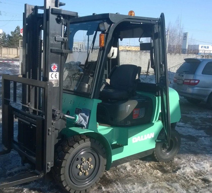 Вилочный погрузчик Dalian