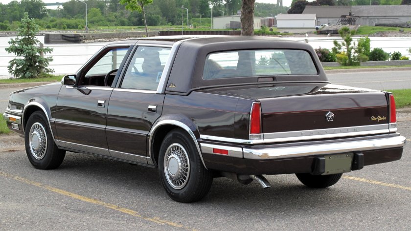 Крайслер 1990