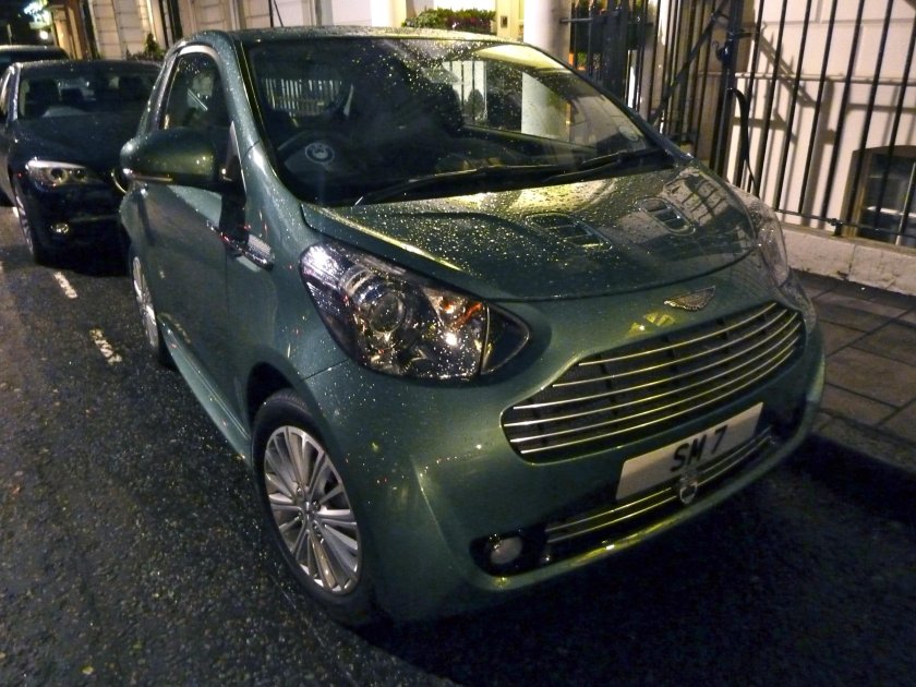 Астон Мартин Cygnet дром