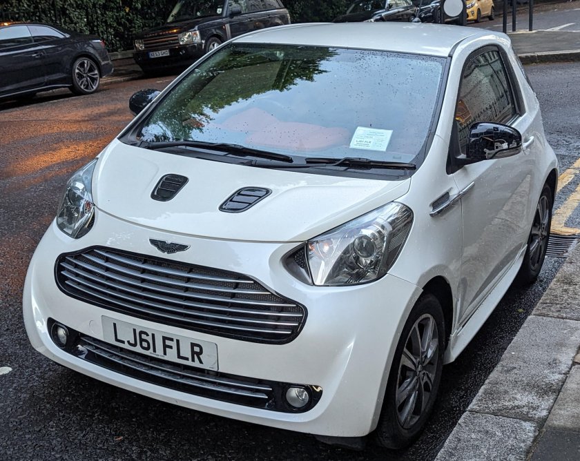 Aston Martin Cygnet 2011