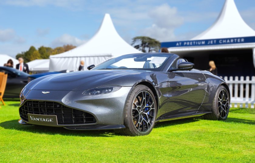 Мерседес Астон Мартин