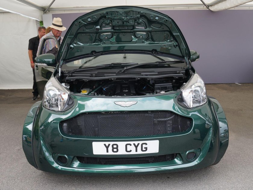 Aston Martin Cygnet v8