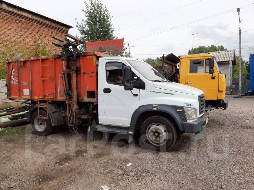 Мусоровоз САЗ