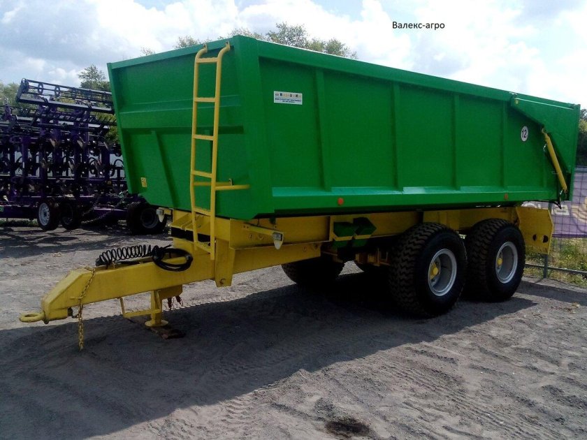 ПТС-12 полуприцеп тракторный МОРДОВАГРОМАШ