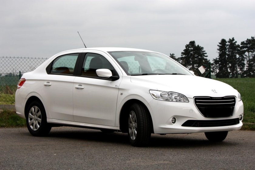 Peugeot 301 2012