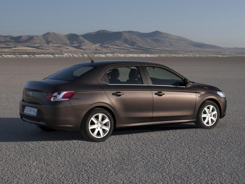 Peugeot 301 2012