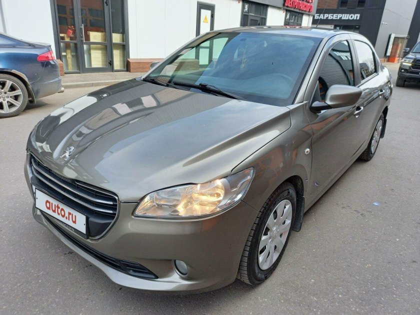 Пежо серая