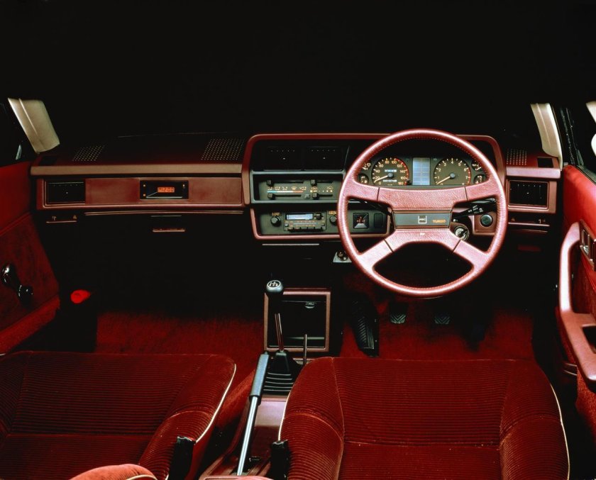 Mitsubishi Tredia 1986