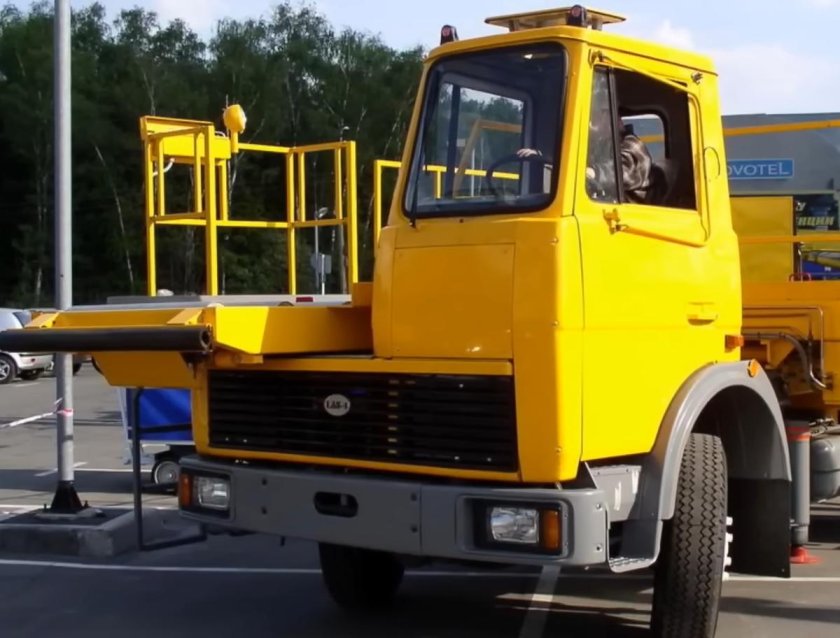 Автомобиль Амур-5312