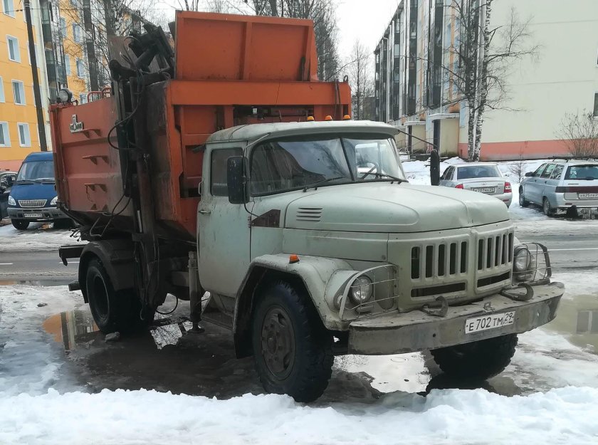 ЗИЛ Амур 531310