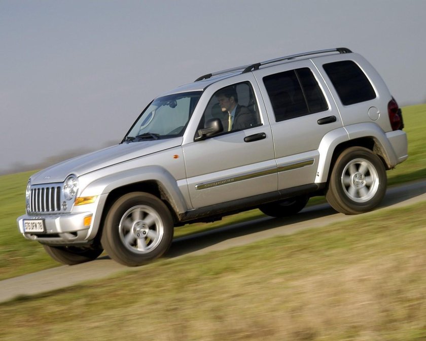 Jeep Cherokee KJ 2005