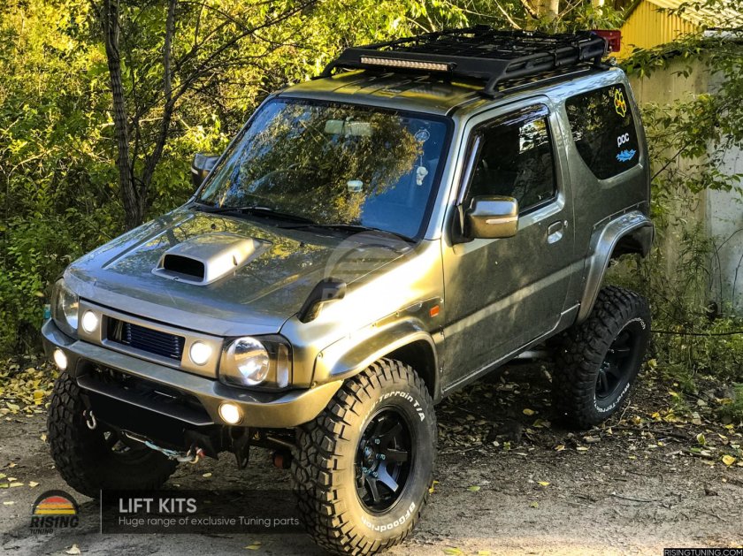 Тюнингованный Сузуки Джимни