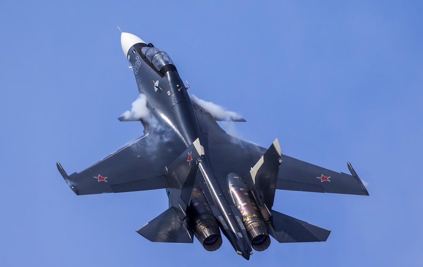 Су-47 истребитель