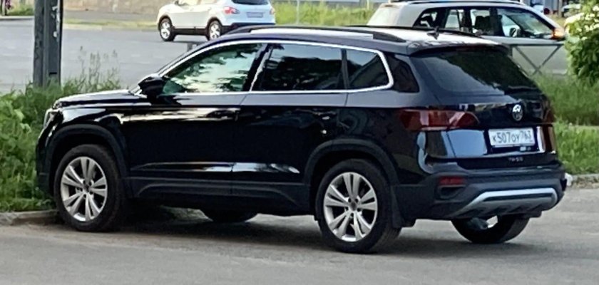 Фольксваген Таос черный