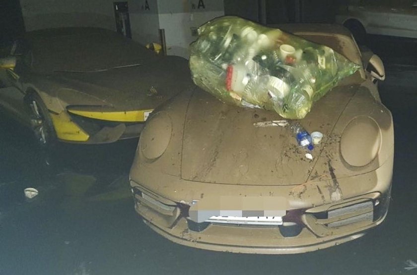 Разрушенная машина