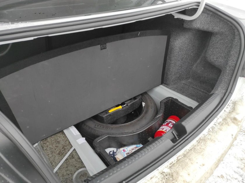 Фальшпол поло седан