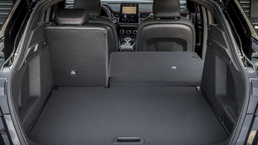 Renault Arkana багажник