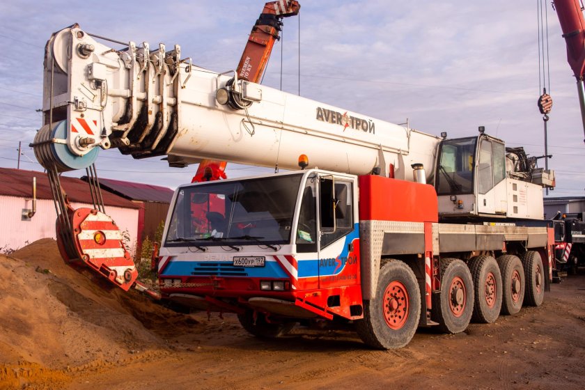 Автокран Terex Demag ac100-4l