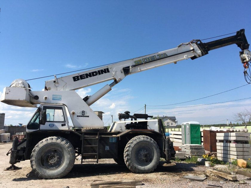 Кран автомобильный КС-55733