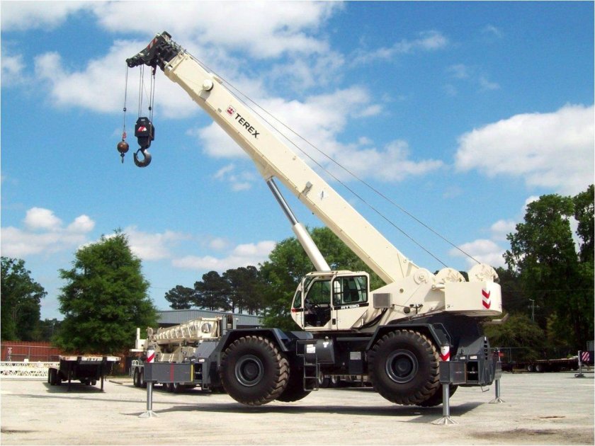 Terex RT 130