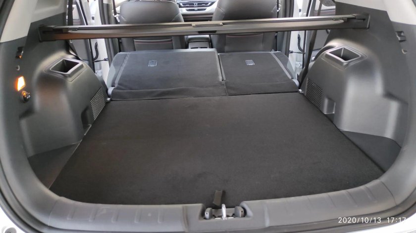 Чанган подпол багажника