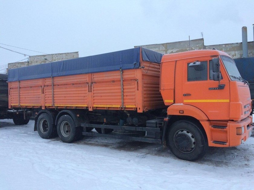 Бортовой зерновоз 552910