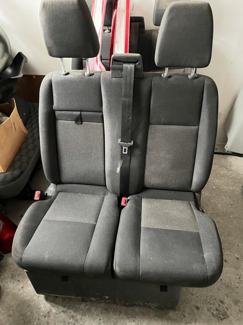 Сиденья на Ford Expedition