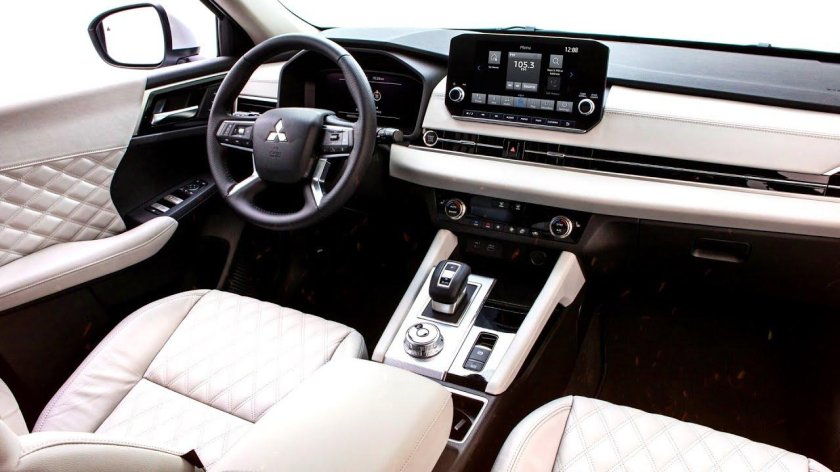 Mitsubishi Outlander 2022