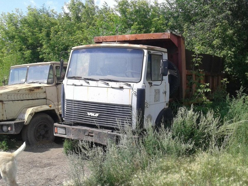 Самосвал МЗКТ 65158