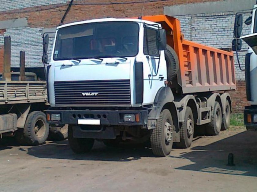 Самосвал МЗКТ-65151, 8х4