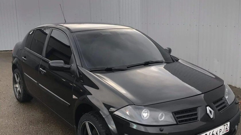 Рено Меган черный